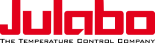 Logo von Julabo, einem Unternehmen für Temperaturregelung, in roter Schrift mit dem Slogan: "The Temperature Control Company".